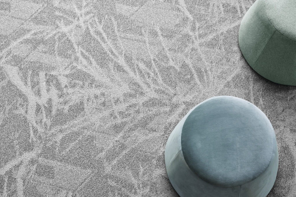 72_dpi_4A1V_CloseUp_carpet_FOREST_930_GREY_1