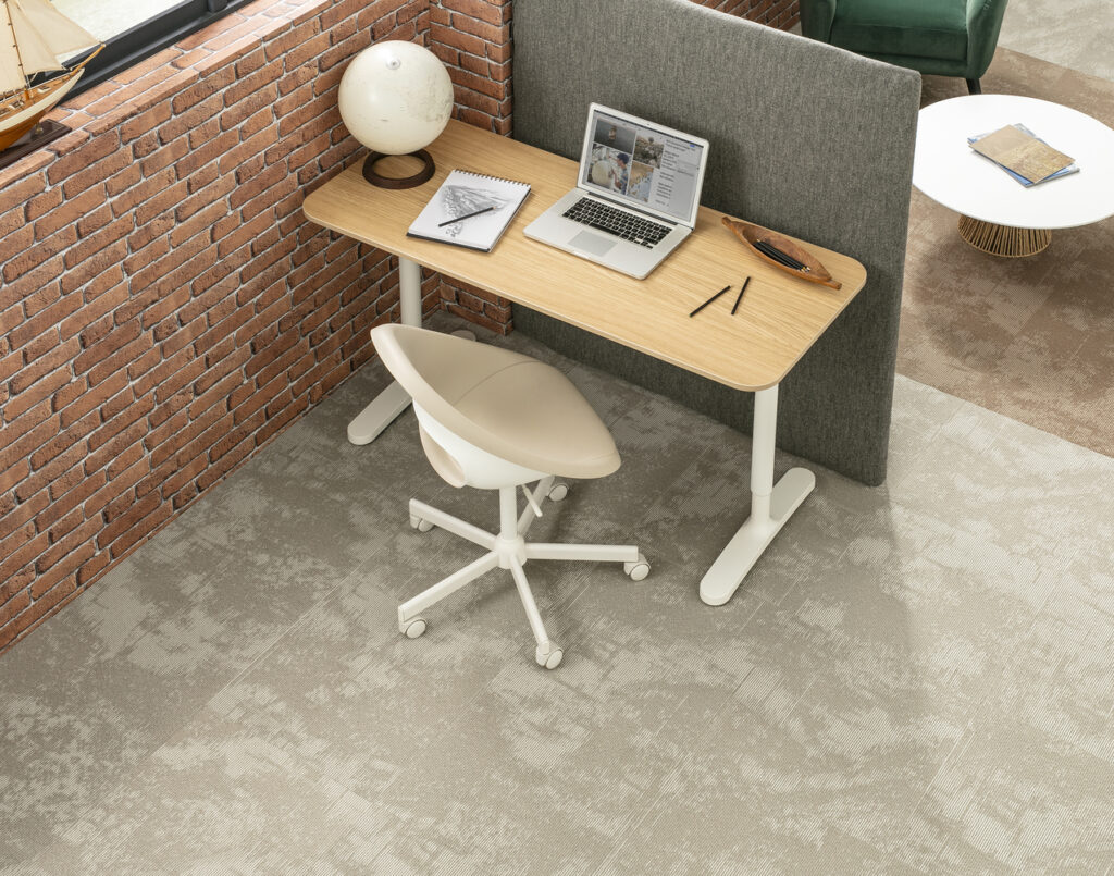 72_dpi_roomset_carpet_voyager_beige_4